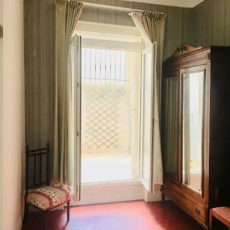 Guest house Les Des Barques 3*